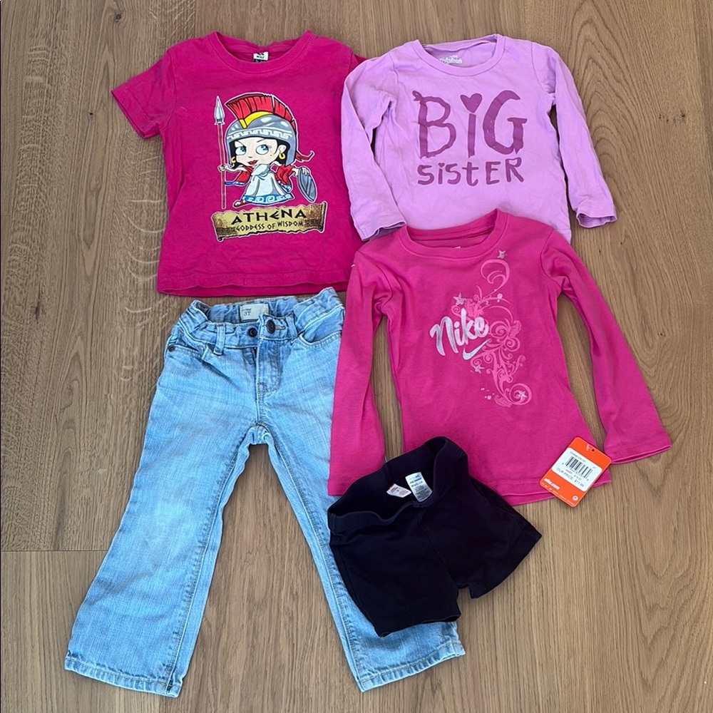 Girls' Graphic Tees and Jeans Set